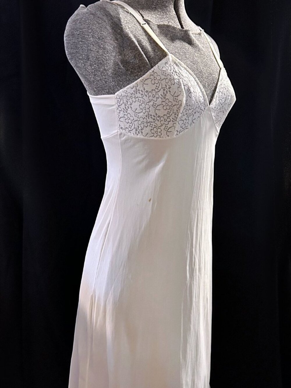 Vintage 80's White Nylon Full Slip Size SM Lace Bodice Adjustable Length - Picture 3 of 6